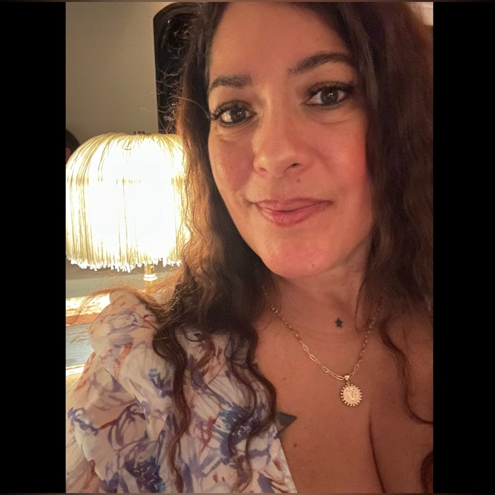 Meet your Posher, Val in TX